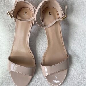 Time and Tru Ankle Strap Kitten Heels Sandals Sz 9 Nude